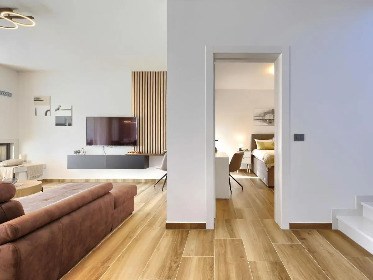 Villa Prudensia By Interhome Kaštelir