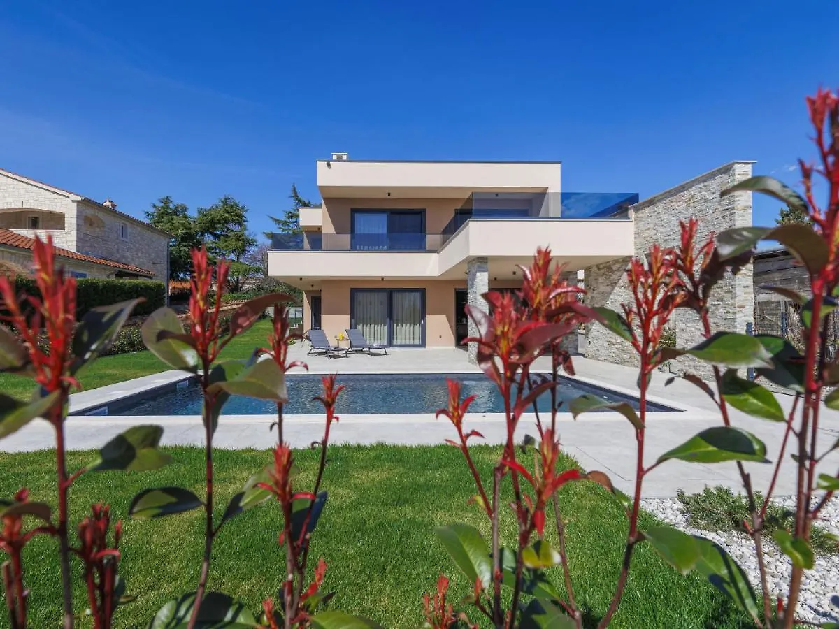 Villa Prudensia By Interhome Kaštelir
