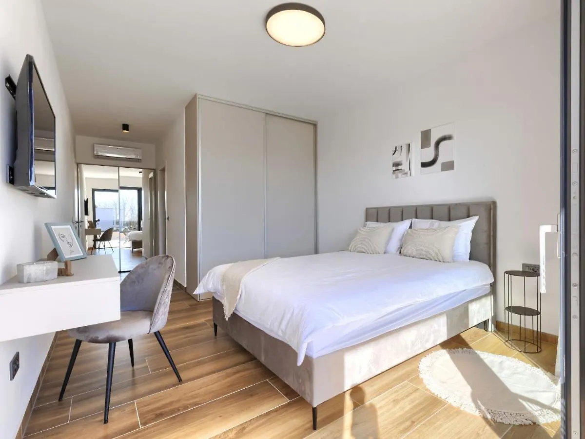 Villa Prudensia By Interhome Kaštelir