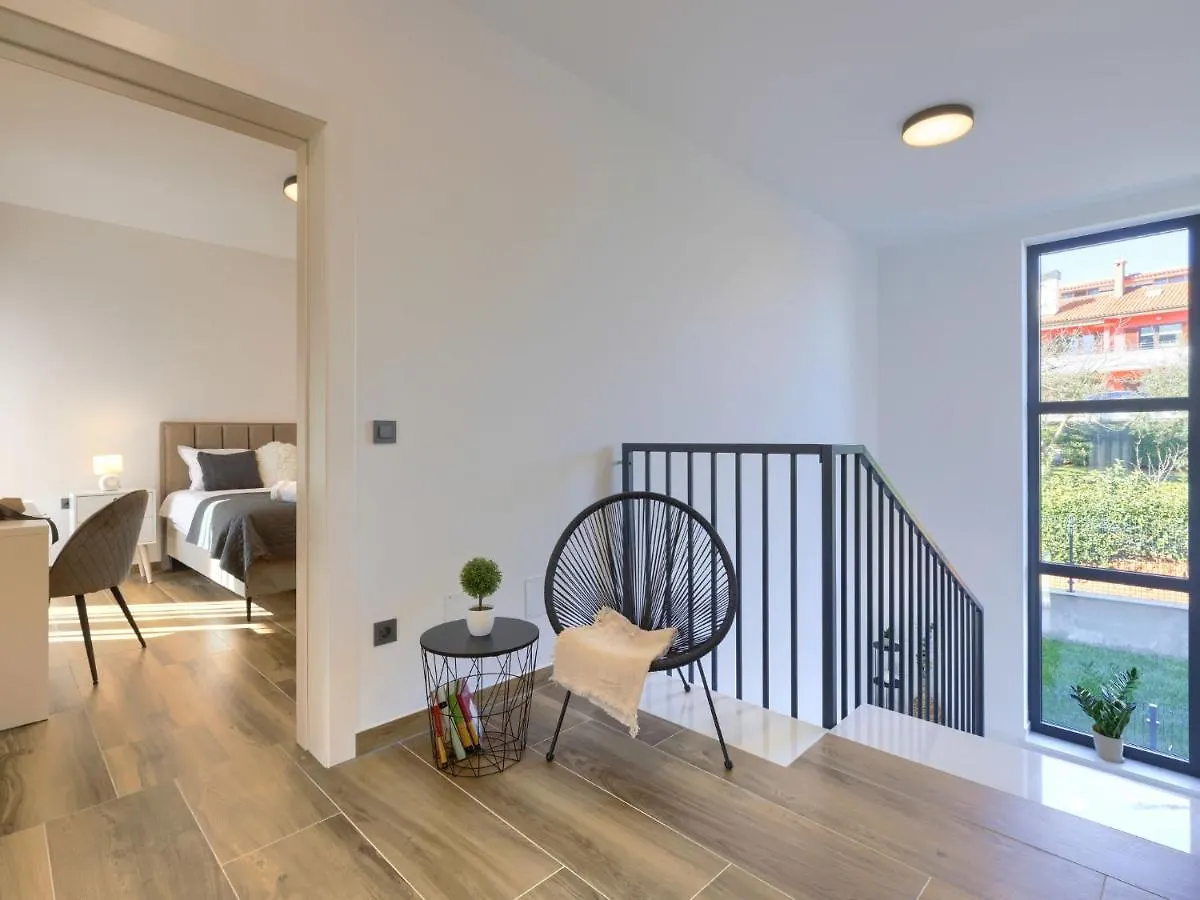 Villa Prudensia By Interhome Kaštelir