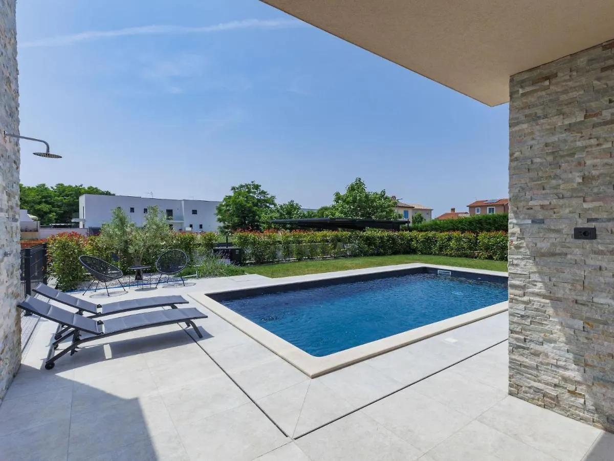 Villa Prudensia By Interhome Kaštelir